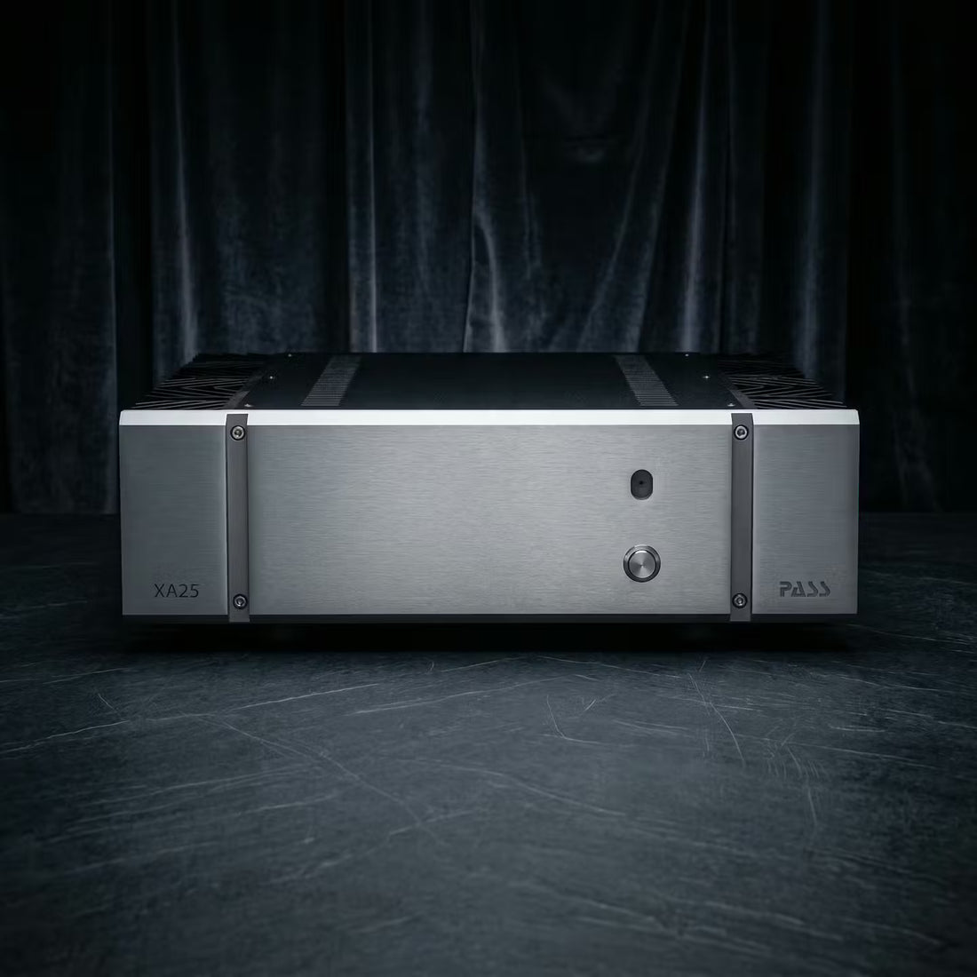 Pass Labs XA 25